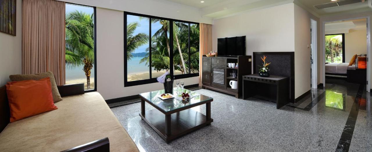 Panwa Boutique Beachfront Phuket Exteriör bild