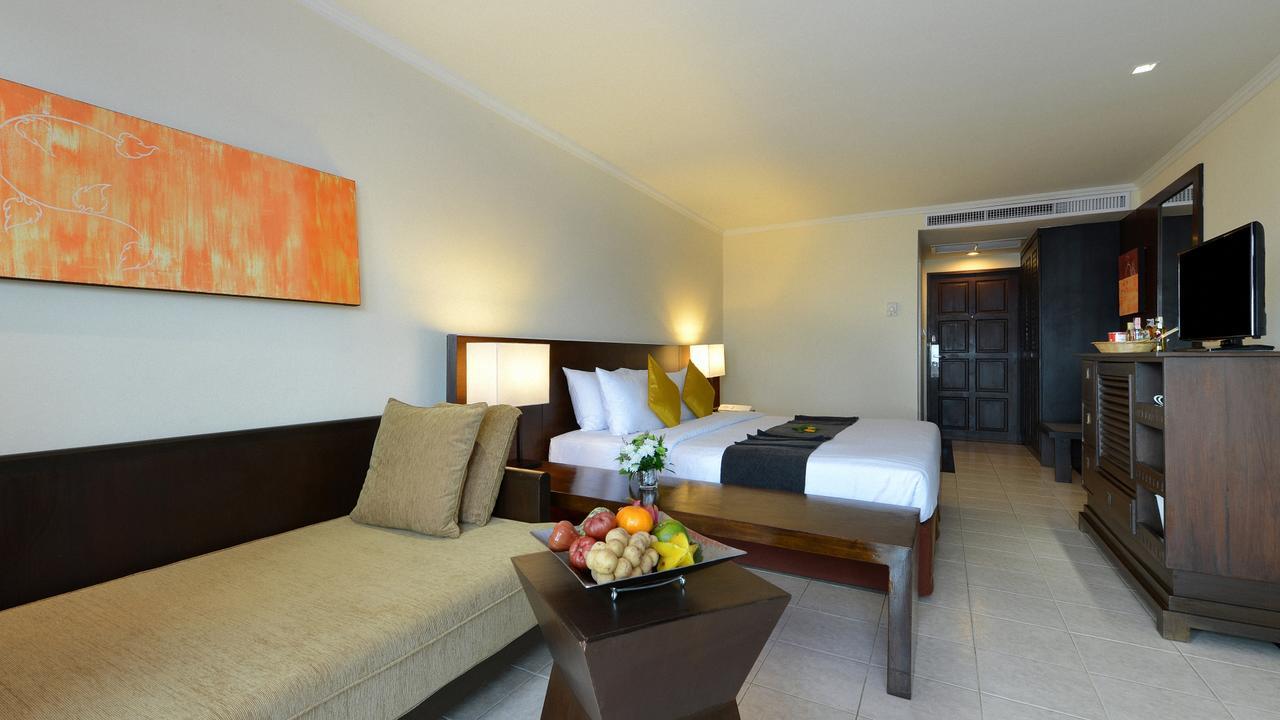 Panwa Boutique Beachfront Phuket Exteriör bild